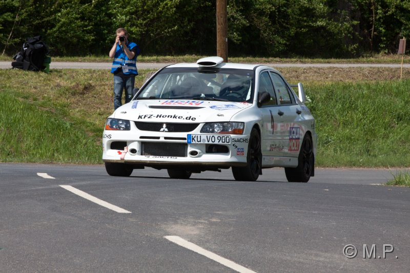 Rallye Fraenkisches_Weinland_06.05.2017_WP1_(abgebrochen)_008.jpg